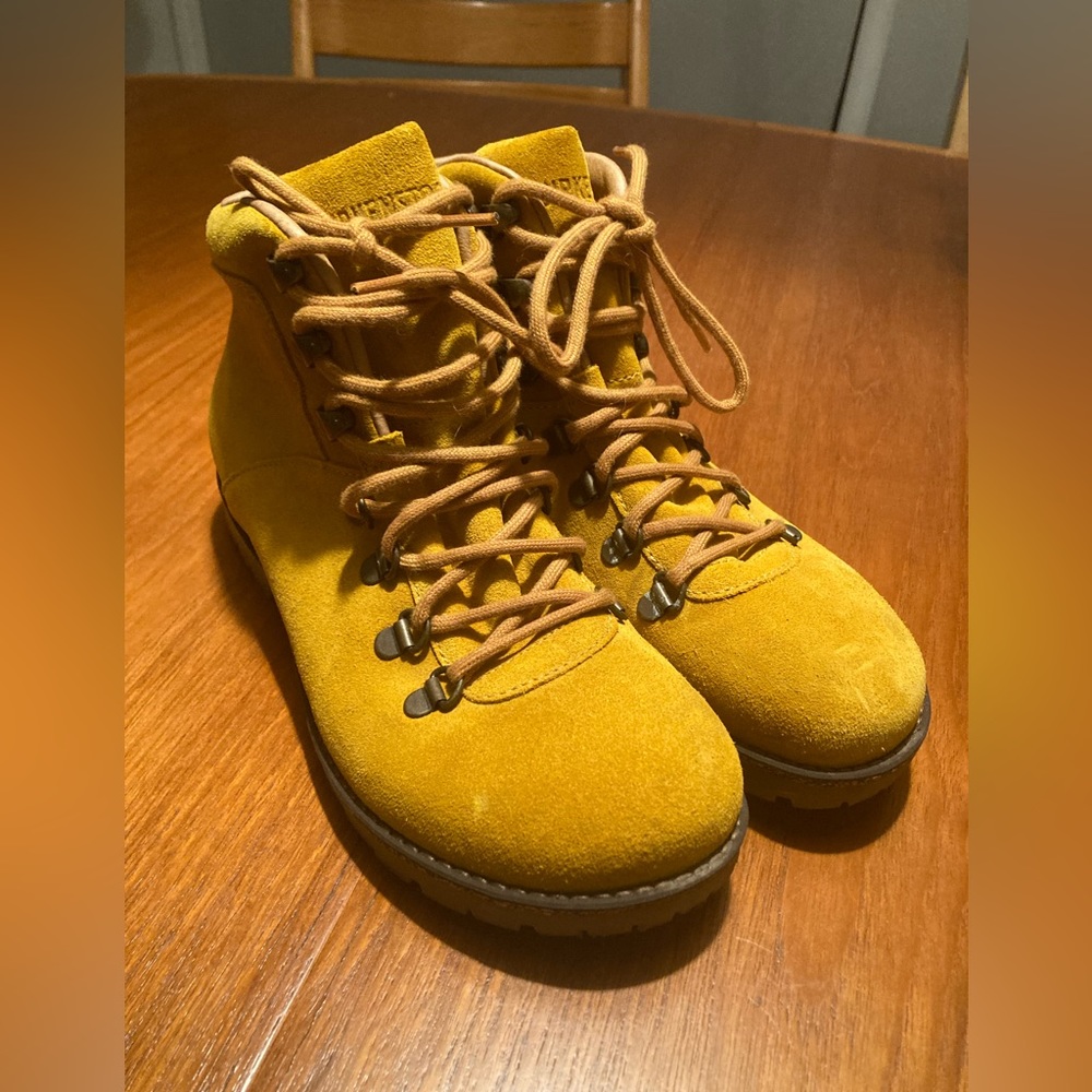 Birkenstock suede boots size 38